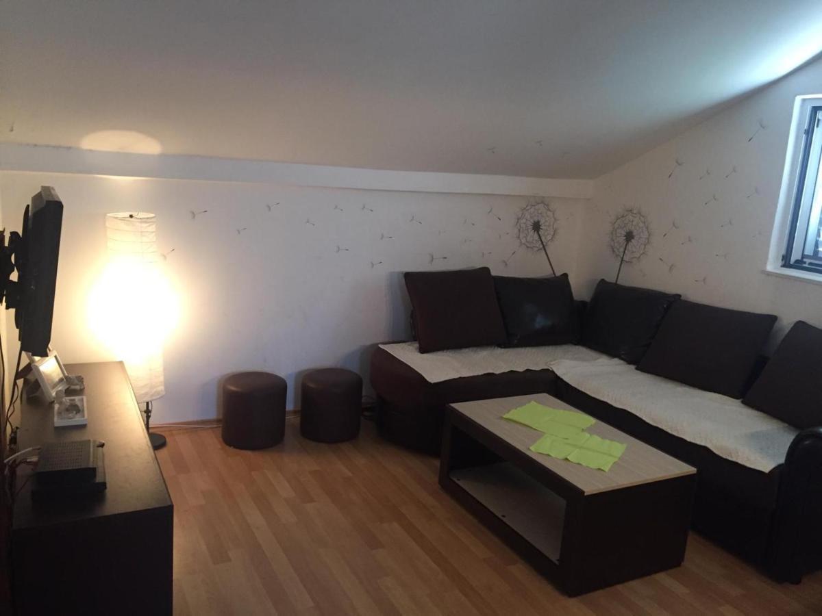 Apartment Julian Kamenari Extérieur photo